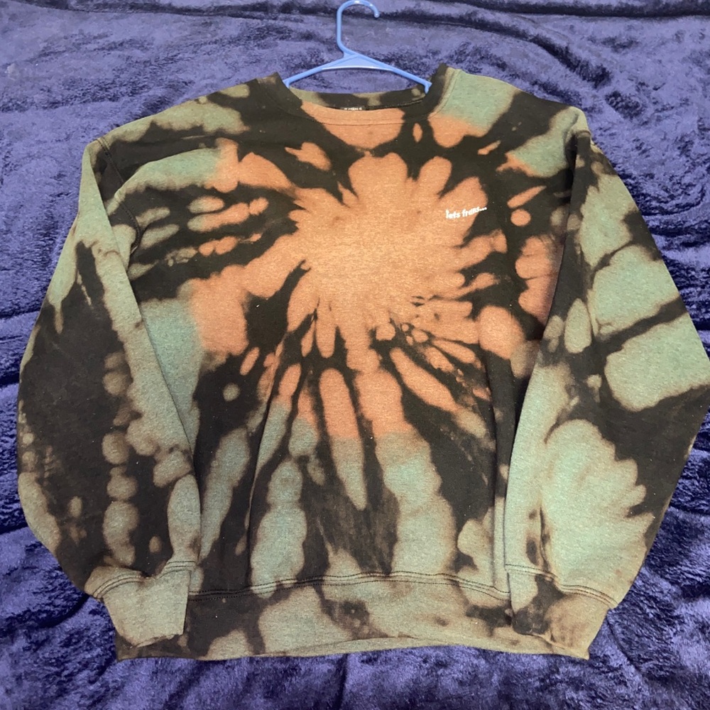Urban Outfitters “Let’s Frans” Pullover